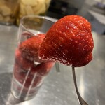 用户对于THE SOUR的评论图