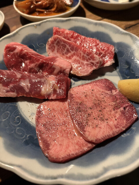 用户对于日本酒と焼肉 吉岡太一的评论高清图