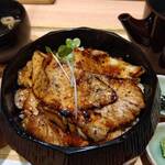 User's review image for 大坂かしわ飯 ロマン亭