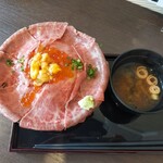 用戶對於吉祥寺 肉ドレス海鮮丼 渋谷道玄坂店的評論圖