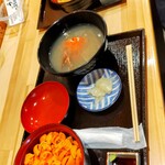 用户对于うに丼専科 うにどころ的评论图