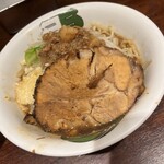 用戶對於ラーメン 雷 東京本丸店的評論圖