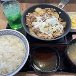 用户对于吉野家 釧路鳥取大通店的评论图