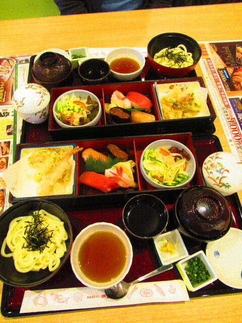 用户对于和食レストランとんでん 厚別店的评论高清图