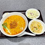 用户对于餃子の王様 龍吟 ダイバーシティ店的评论图