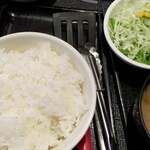 User's review image for 肉屋の正直な食堂 新宿御苑店