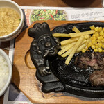 用户对于ブロンコビリー 伏見桃山店的评论图