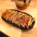 用戶對於餃子歩兵 道頓堀店的評論圖