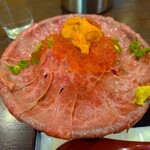 用戶對於吉祥寺 肉ドレス海鮮丼 渋谷道玄坂店的評論圖