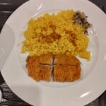 User's review image for 旨さと辛さがここちよい黒カレー 萬栄カレー