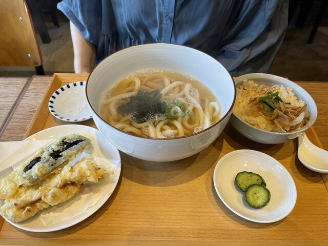 用户对于イカヅチうどん的评论高清图