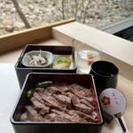 用户对于肉と庭 まつを的评论图