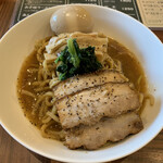 用户对于ラーメン・カフェ マルタケ的评论图