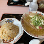 用户对于らーめん きちりん 本店的评论图