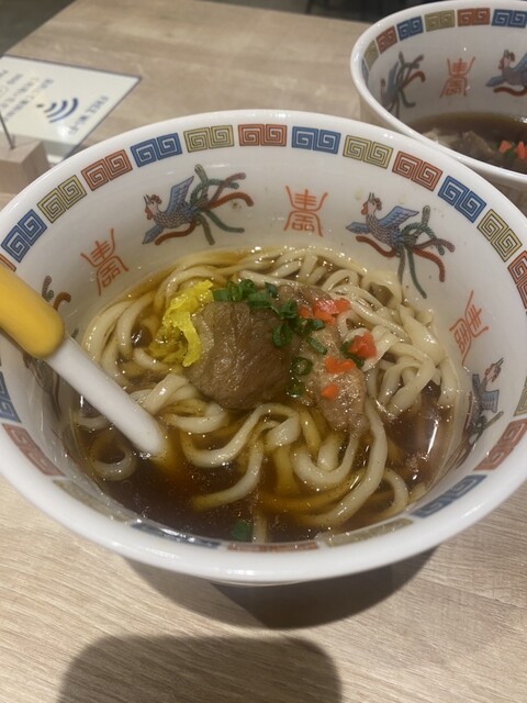 用户对于鶏部長と豚課長的评论高清图