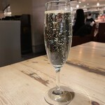 用户对于CAFE de METRO Echika表参道的评论图