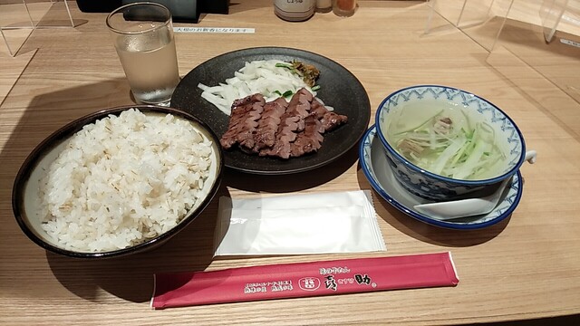 User's recommendation image for 味の牛たん喜助 東京駅八重洲北口店