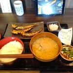 用戶對於炭火焼干物定食 しんぱち食堂 エミオ田無店的評論圖