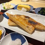 用戶對於焼魚定食と釜戸ごはん 梅田食堂的評論圖