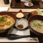 用戶對於鶏三和 八重洲地下街店的評論圖