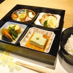 用戶對於高麗橋 吉兆 なんばダイニングメゾン店的評論圖