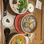 用户对于おかゆと麺 粥餐庁 グランフロント大阪店的评论图