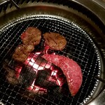 用户对于焼肉・しゃぶしゃぶ 肉の鶴々亭的评论图
