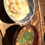 用户对于夕月的评论图