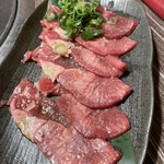 用户对于焼肉・しゃぶしゃぶ 肉の鶴々亭的评论图