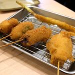 用户对于串かつじゃんじゃん 本町店的评论图