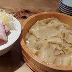 用户对于かね田的评论图