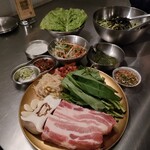 User's review image for サムギョプサル×韓国料理 コギソウル 梅田お初天神店
