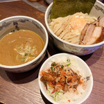 用戶對於麺屋武蔵 神山的評論圖