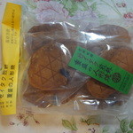 用戶對於ゼイタク煎餅と重盛の人形焼(古城商店)的評論圖