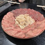 用户对于広尾 焼肉 暴飲暴食的评论图