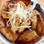 用户对于元祖豚丼屋 TONTON 船場センタービル10号館店的评论图