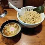 用户对于江戸前煮干中華そば きみはん 総本店的评论图
