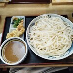 用户对于うどんの前田 四天王寺本店的评论图