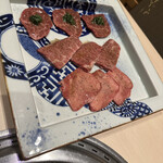 用户对于西麻布けんしろう的评论图