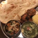用户对于インド料理 ムンバイ 銀座店的评论图