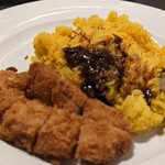 User's review image for 旨さと辛さがここちよい黒カレー 萬栄カレー
