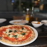 用户对于Pizzeria Bar Trico 新橋本店的评论图