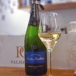 User's review image for スタンドシャン食 TOKYO恵比寿 Champagne & GYOZA BAR