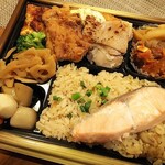 用户对于屋台屋 亜細亜 マルヤマクラス店的评论图