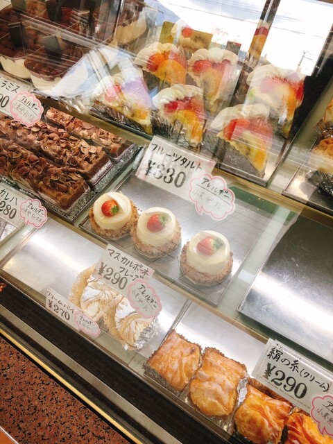 用户对于たつや菓子店的评论高清图
