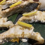 用户对于幻の和牛と三崎港直送鮮魚の居酒屋 モルゲン 五反田駅前店的评论图