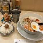 用户对于鶏白湯そば 燠的评论图