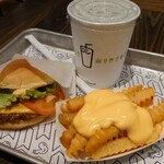 用户对于シェイクシャック ザ パーク フロント ホテル店的评论图