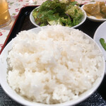 用户对于華龍飯店的评论图