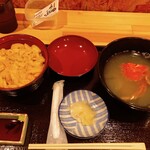 用户对于うに丼専科 うにどころ的评论图